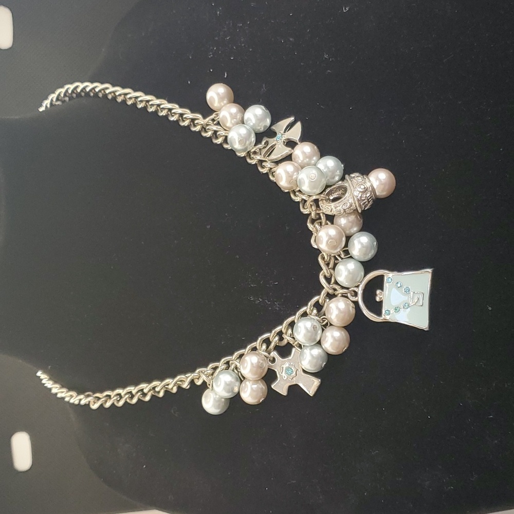 Necklace - Picture 5 of 6
